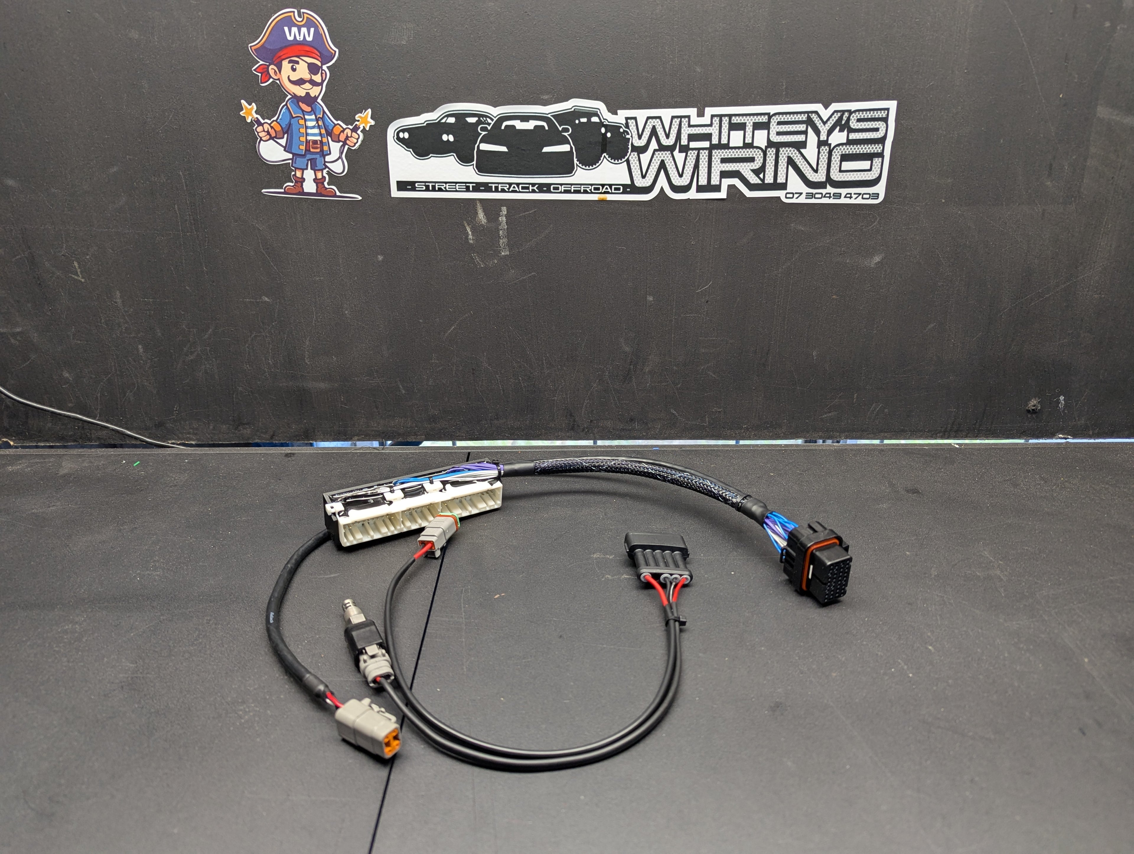 3RZ Plug and Play Harness Kit - 1998 to 2004 Hilux